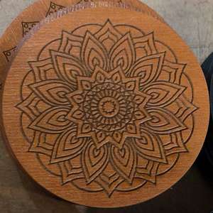 Sous-verre rond en bois de luxe vintage Style classique Meilleure qualité pour la cuisine Prix raisonnable - Product Image 3