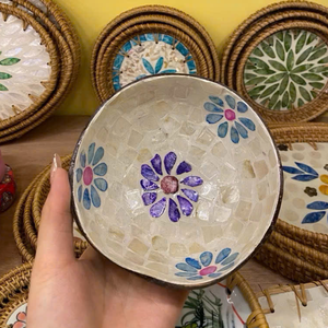 Ensemble de bols en nacre de coquille de noix de coco, art artisanal naturel, décoratif et fonctionnel, fait à la main, personnalisé - Product Image 1