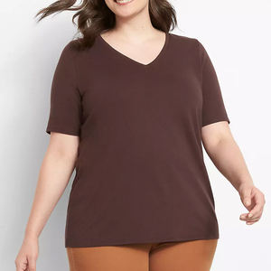 Camiseta de manga corta con cuello en V de color sólido informal en blanco de talla grande Característica de estampado ecológico - Product Image 1