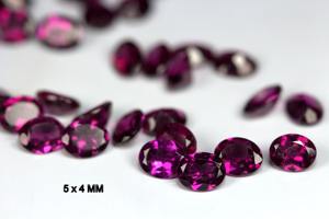 Piedra preciosa ovalada facetada de rodolita natural - Product Image 4
