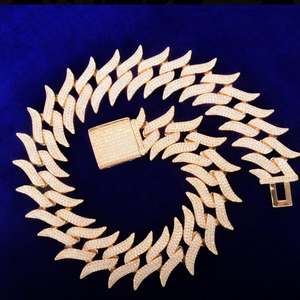 Lujo oro rosa Moissanite diamante cadena única 17mm ancho totalmente helado cuerpo joyería regalo de boda para ella y él - Product Image 4