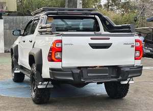 TOYOTA <span class=keywords><strong>HILUX</strong></span> CONQUEST <span class=keywords><strong>2.8</strong></span> GRS INSPIRED 4X4 USADA <span class=keywords><strong>2023</strong></span>, COMPLETAMENTE EQUIPADA - Product Image 6