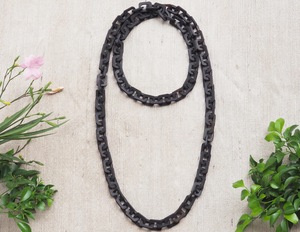 Collar de Lujo Hecho a Mano con Cuerno de Búfalo, Joyería Natural y Sostenible para Mujer, Alta Calidad - Product Image 5