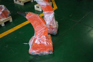 KTR300 Déniveleur hydraulique à haute fréquence à tige unique, accessoires pour excavatrices KOBELCO SUMITOMO DOOSAN Kangto - Product Image 4