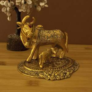 Idole artisanale de vache et de veau indienne pour cadeaux d'entreprise et de fêtes, Pooja et Vastu, figurine décorative de vache et de veau - Product Image 3