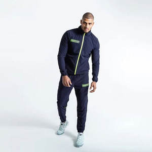 Nuevo chándal de invierno para hombre, chándal de lana con logotipo personalizado ajustado, diseño liso transpirable de algodón 100% - Product Image 4