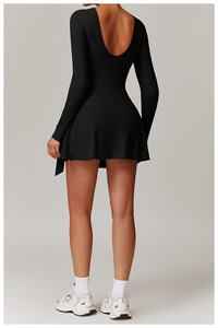 Robe de tennis Robe de sport anti-exposition respirante avec logo arrière en U à fente sexy sur le devant - Product Image 6