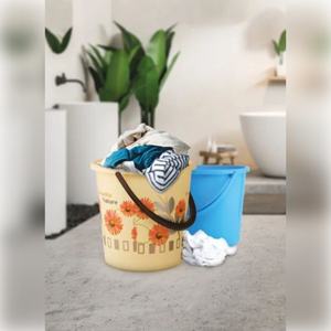 ถังพลาสติกโพลีโพรพิลีนพิมพ์ลาย 9 ลิตร หลายสี พร้อมหูหิ้ว สำหรับห้องน้ำ บ้าน ไม่มีพวยกา ทนทาน ผลิตในอินเดีย - Product Image 1