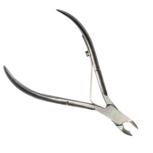 Vente en gros de pinces à cuticules professionnelles avec logo personnalisé manche de haute qualité lame incurvée pour le soin des ongles et l'utilisation des doigts - Product Image 4