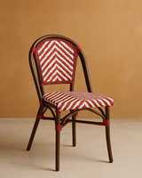 Chaise de salle à manger en rotin moderne, élégante, durable et confortable pour une utilisation intérieure et extérieure dans les maisons, villas, hôtels et cafés