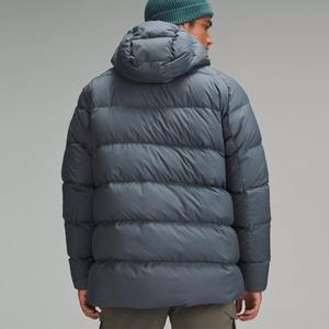 Venta al por mayor de chaquetas acolchadas de invierno con capucha negras de nailon con logotipo personalizado para hombre cuello levantado relleno de burbujas cálido pato luz exterior - Product Image 3