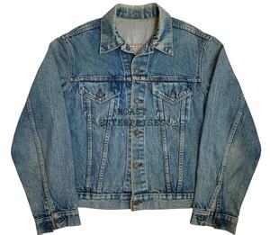 Chaqueta Vaquera Vintage Personalizada para Invierno, Estilo Formal y Casual, con Parches, Bordados y Decoración de Botones - Product Image 1