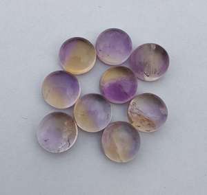 3A + Calidad de exportación Natural Ametrino Rutilo Cabujones de forma redonda Parte posterior plana Calibrado Piedras preciosas sueltas a precios al por mayor OEM - Product Image 2