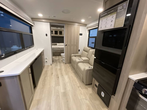 Caravana de camping grande a precio económico, remolque de viaje para exteriores, nuevo diseño, caravana todoterreno 4x4, autocaravana para camping y viajes - Product Image 2