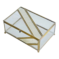 Boîte à bijoux antique en verre et laiton magnifiquement fabriquée à la main en verre biseauté de haute qualité pour le stockage décoratif à la maison en vrac