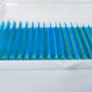 New Arrival Festival-Colored Neon Eyelash Extensions 0.15mm Thickness Easy <b>Model</b> Box Packaging Private Label Fans Made Vietnam - Product Image 4