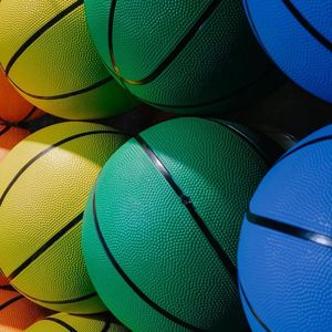 Basket-ball synthétique Logo personnalisé basket-ball professionnel en cuir synthétique intérieur extérieur taille personnalisée pour jeu d'entraînement - Product Image 1