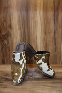 Véritables chaussons de cow-girl occidentaux faits main pour femmes fabriqués en Inde Bottes Rustiques Western Booties - Product Image 2