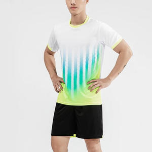 Kit de football unisexe de style américain de qualité supérieure ensemble de football entièrement personnalisable ensemble d'uniformes à séchage rapide respirant évacuant l'humidité - Product Image 5