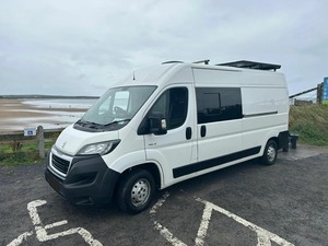 Se Vende Autocaravana Única en su Clase. Vendo mi Autocaravana Convertida Profesionalmente por Mudanza al Extranjero - Product Image 2