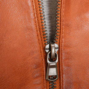 Chaqueta de Cuero Genuino para Mujer, Cuello Alto, Ecológica, Transpirable, Precio al por Mayor, Temporada Primavera-Otoño - Product Image 6