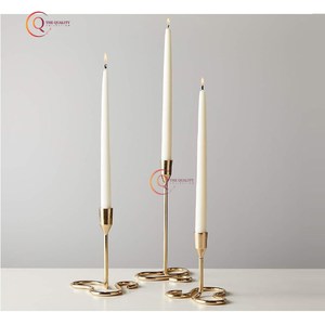 Bougeoirs en métal poli or de qualité supérieure lot de 3 bougies de table décoratives éclaircissantes pot à bougies uniques nouveau look - Product Image 1