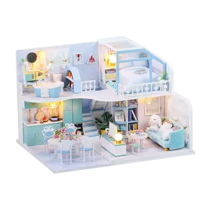 Casa de boneca azul engraçada, mini casa de boneca com brinquedos, meninas