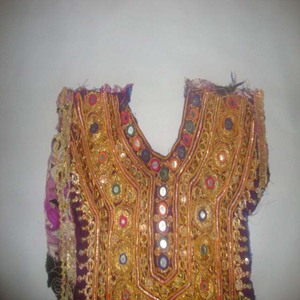 Vintage Afgano Baloch Tribal Ne Yoke Espejo Trabajo Apliques Parche Costura Vestidos Última Moda Blusa de Seda para Mujer Étnico - Product Image 2