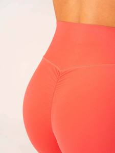 Short personnalisé de qualité supérieure pour femmes avec scrunch à la pastèque Short taille haute pour femmes Short d'entraînement de fitness respirant et évacuant la transpiration - Product Image 4