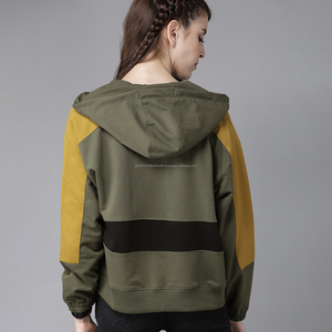 Sweats à capuche respirants personnalisés Fit2Fight pour femmes avec badge frontal - Tissu en coton/bambou - Product Image 2