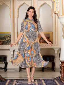 Robe à volants en polyester à imprimé multi-animaux pour femmes avec manches courtes et col mandarin conçue en tissu léger - Product Image 5