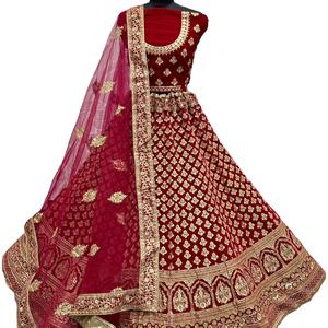 Exclusivo pesado terciopelo estándar CanCan y lona adjunto diamante y Zara trabajo nupcial Lehenga Choli para mujer - Product Image 1