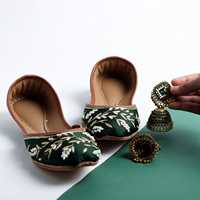 Dernier modèle de chaussures Khussa Jutti traditionnelles en cuir massif, fabriquées au Pakistan, faites à la main, ethniques, de haute qualité, pour filles, authentiques, pour l'hiver