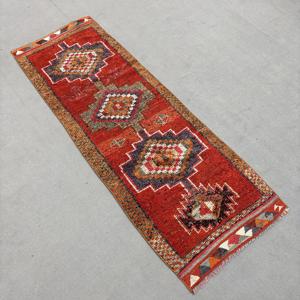 Vintage Rug, <b>Runner</b> 2.7x8.2 ft Turkish Rug, <b>Red</b> Orange Ombr Wool Rug - Product Image 2