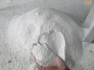 Revêtement de sol époxy solide blanc Stone Nhat Thang VNT 7 Anti-fongique Anti-bactérien pour le modèle VNT-2C Nghe An Vietnam - Product Image 5