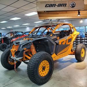 Can-Am Maverick X3 X RS Turbo RR 2026 con Motor sin Escobillas, Cilindrada de 1000-1500cc, Smart-Shox, Triple Black, Personalizable - Product Image 1