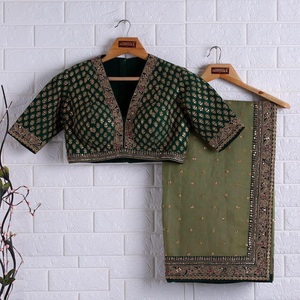 ชุดส่าหรีของเจ้าสาวชุดแต่งกายปาร์ตี้ทำจากผ้าไหมสุดเก๋จากดีไซเนอร์แนวบอลลีวู้ดหรูหรา - Product Image 4