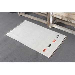 Petit tapis vintage 1,8x3 pieds, tapis turc Kilim blanc en laine marocaine - Product Image 4
