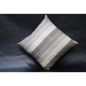Funda de cojín de algodón orgánico de diseño moderno con el último cojín de diseño de rayas impresas para gran oferta en India - Product Image 4