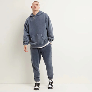 <b>Black</b> Oversized <b>Zip</b> Front <b>Hoodie</b> with Dropped Shoulders Kangaroo Pockets Ribbed Hem and Cuffs Made from Cotton - Product Image 4