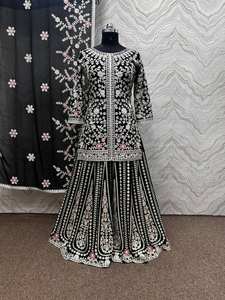 Magnifique Ensemble 3 Pièces Élégant en Faux Georgette Cousu, Style Salwar Kameez Pakistanais, Broderie Lourde et Pierres Appliquées à la Main, Idéal pour Mariages et Fêtes - Product Image 6