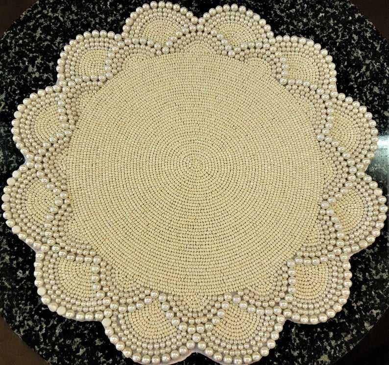 เหลืองอ่อน