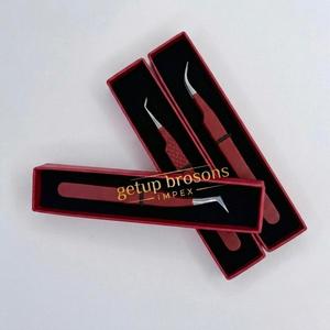 Pince à épiler professionnelle en acier inoxydable courbée à 45 degrés avec pointe argentée pour extensions de cils, nouvelle qualité, revêtement en poudre rouge volume russe - Product Image 3