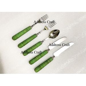 Vente directe d'usine ensemble de couverts couverts en acier inoxydable pour la vaisselle de mariage cuillère fourchette couteau ensemble argenterie manche en rotin - Product Image 4