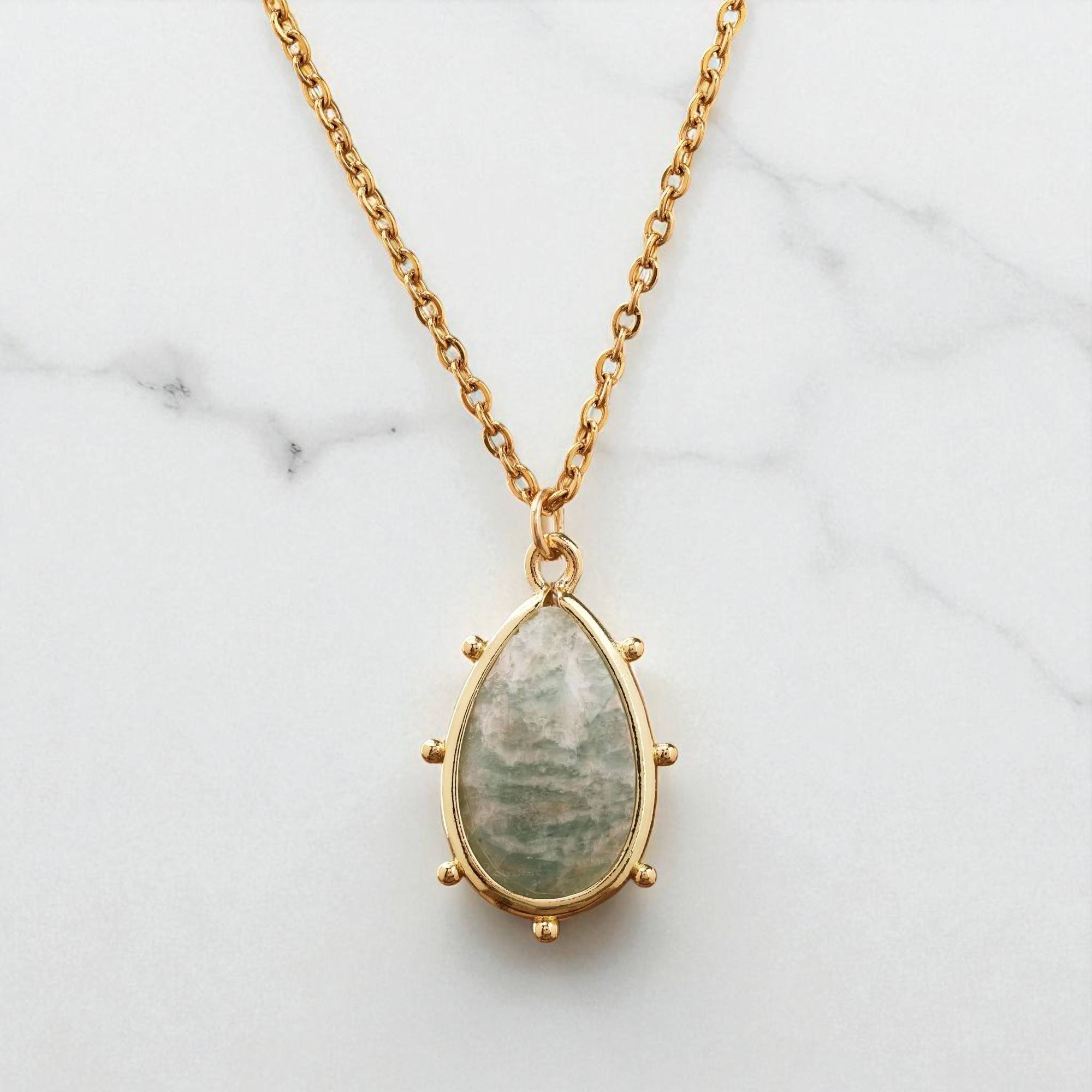 แอมะซอไนต์