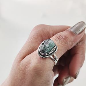 Anillo de Plata de Ley 925 con Esmeralda Natural en Bruto, Joyería Bohemia para Mujer, Piedra de Nacimiento de Mayo - Product Image 4