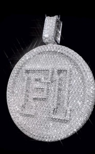 จี้เงินแท้ 925 รูปกางเขน สไตล์ฮิปฮอป ประดับเพชรโมอิสซาไนต์ ดีไซน์แฟชั่นสตรีทสุดเท่  จี้ห้อยคอแบบสั่งทำพิเศษ - Product Image 2