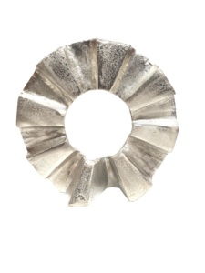 Sculpture décorative en aluminium exclusive en forme d'ailes incurvées avec finition en laiton naturel Sculpture faite à la main pour la décoration de la maison - Product Image 2