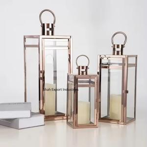 Lanterne suspendue en métal et verre de conception attrayante argent brillant fini pour la lanterne décorative de bougie de mariage et de maison - Product Image 3