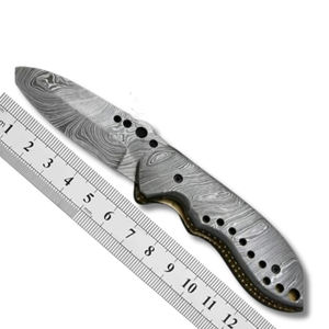 Cuchillos de bolsillo plegables de madera Cuchillo plegable de acero de Damasco personalizado hecho a mano con acero de Damasco y cuchillos de bolsillo con mango de madera - Product Image 1